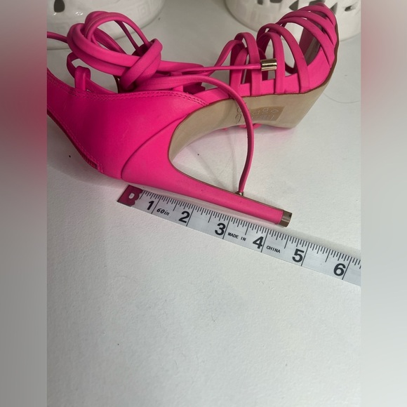 ALDO fuchsia pink color Strappy pink heels size 7 - Picture 10 of 11